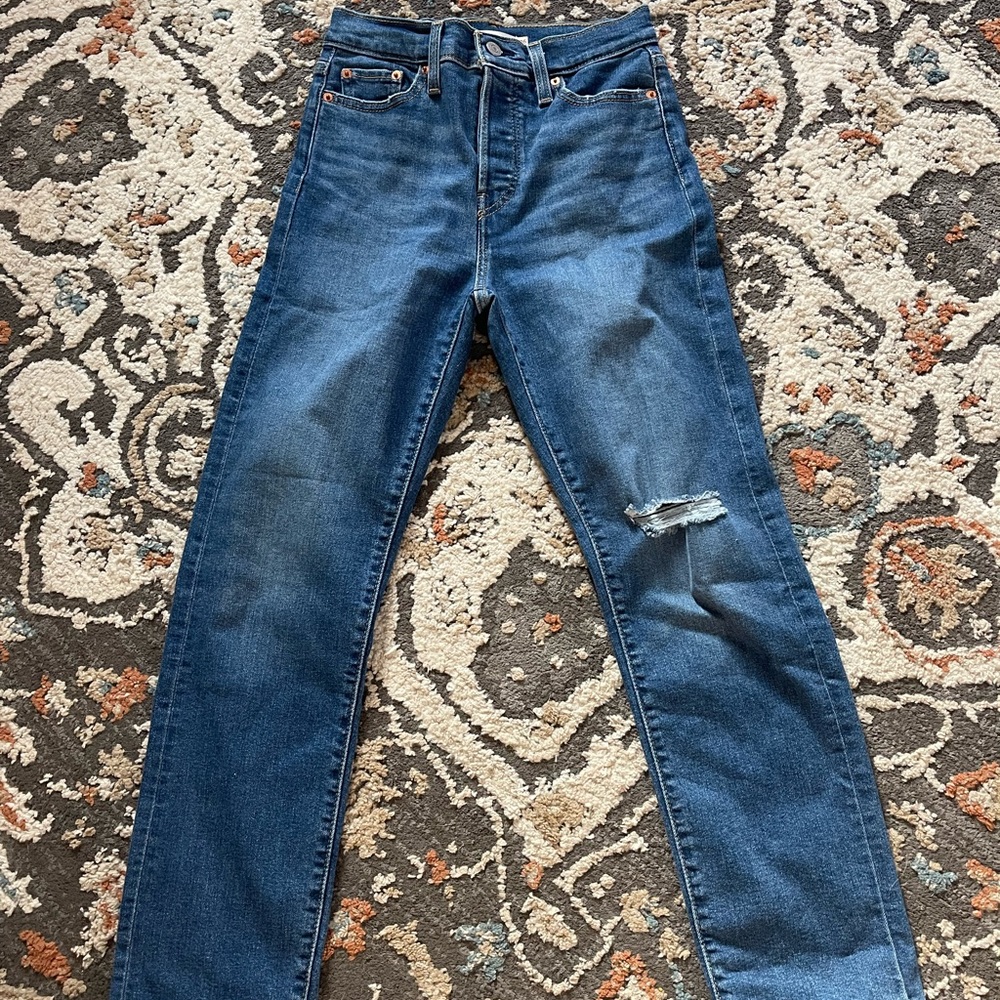 Levi’s Wedgie Jeans